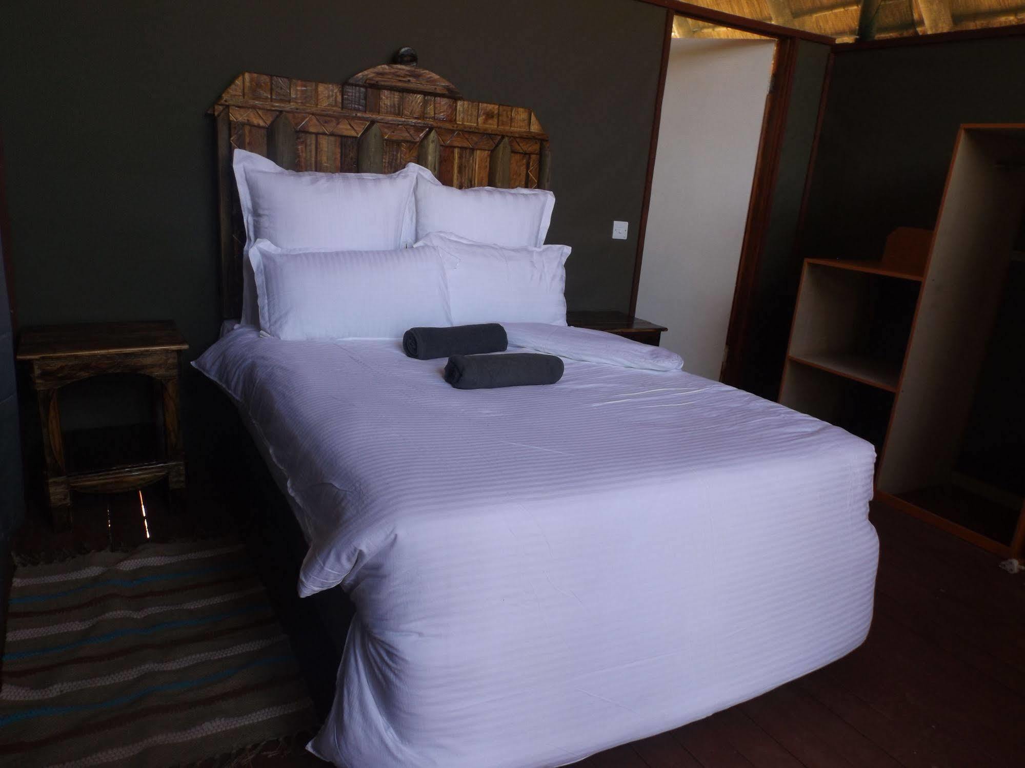 Lion Roars Lodge Lesoma 외부 사진