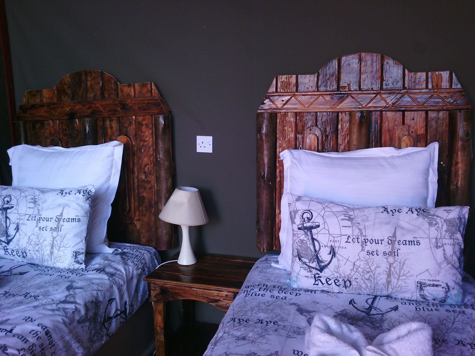 Lion Roars Lodge Lesoma 외부 사진